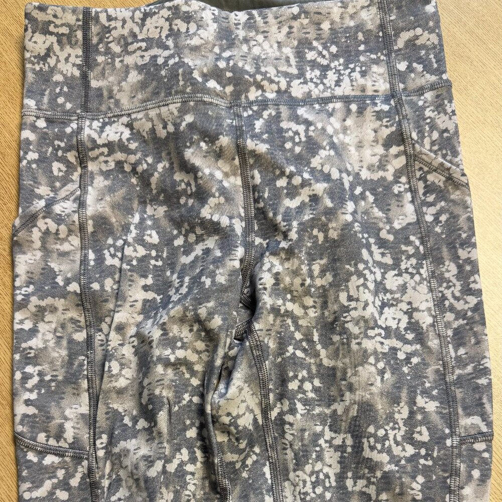 Invigorate High Rise Lululemon Leggings 25"